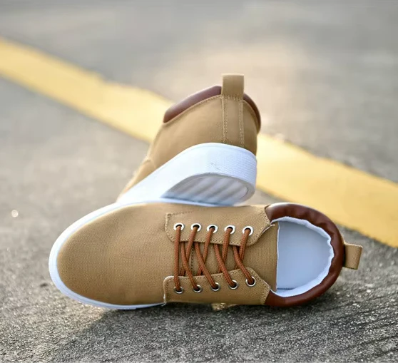 Nomad Canvas Sneakers - Image 8